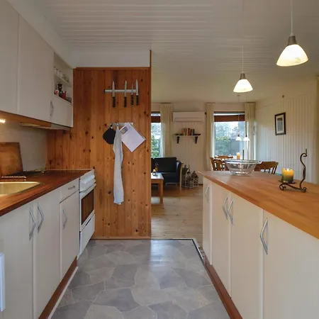 Szálloda 3 Bedroom Cozy In